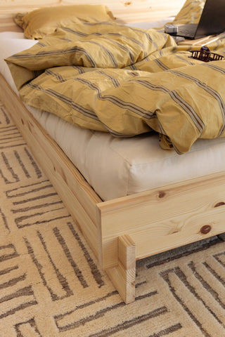 LATCH postel