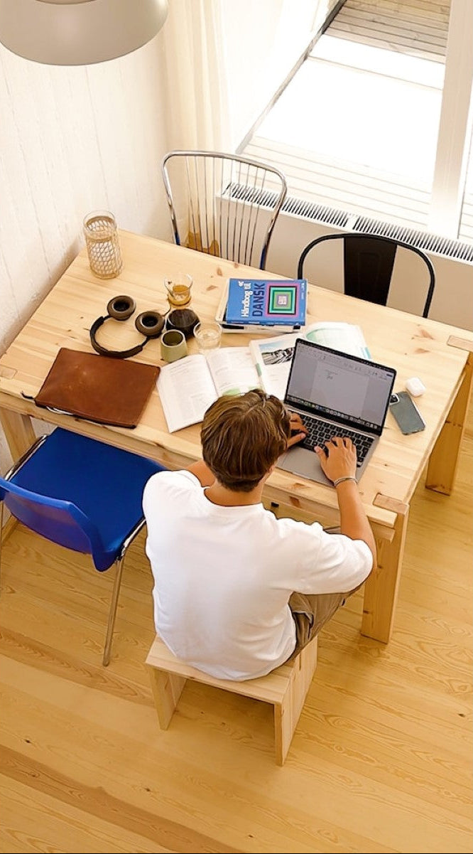 Jídelní stůl TUCK